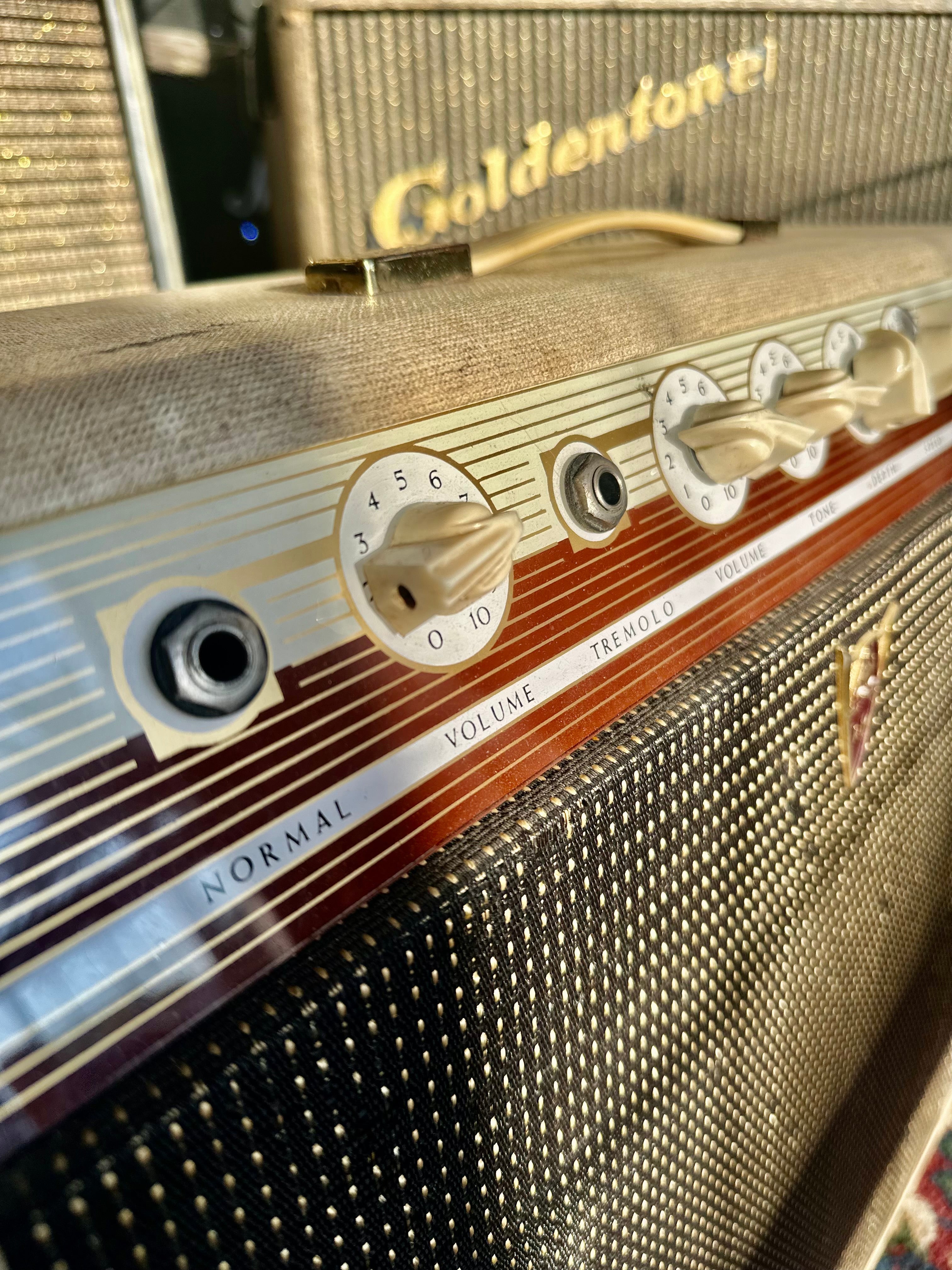 Goldentone | 1758 | Universal | 12 Watt Combo | Single 12” | 1964 | Re-Conditioned | Vintage Goldentone | 1758 | Universal | 12 Watt Combo | Single 12” | 1964 | Re-Conditioned | Vintage